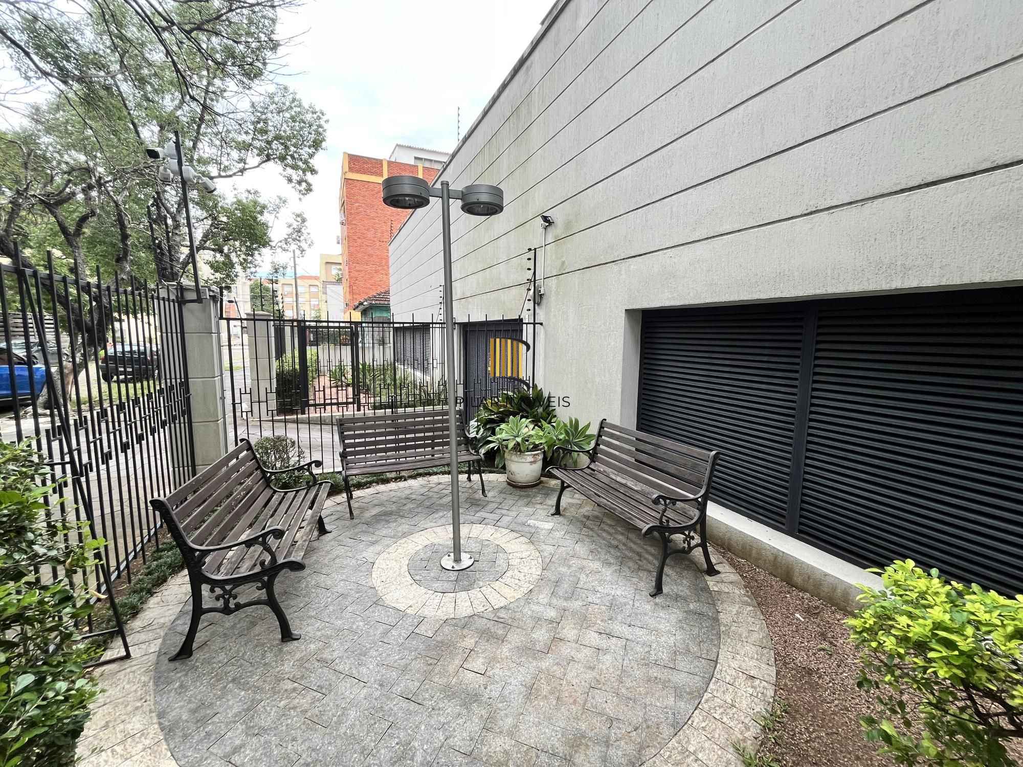 Apartamento de 3 quartos, suíte e 1 vaga de garagem no bairro Jardim Botânico