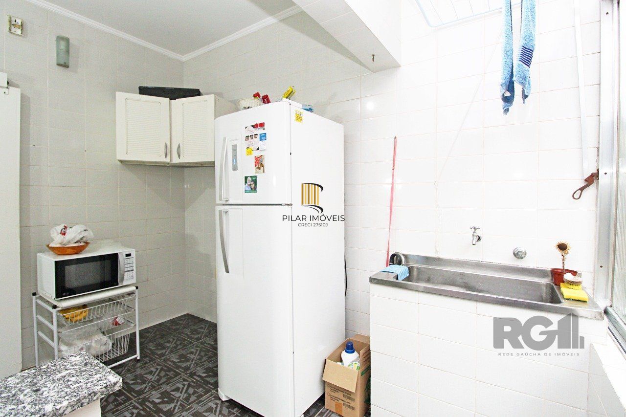 Apartamento para Venda - 68m², 2 dormitórios, sendo 1 suites, Cidade Baixa