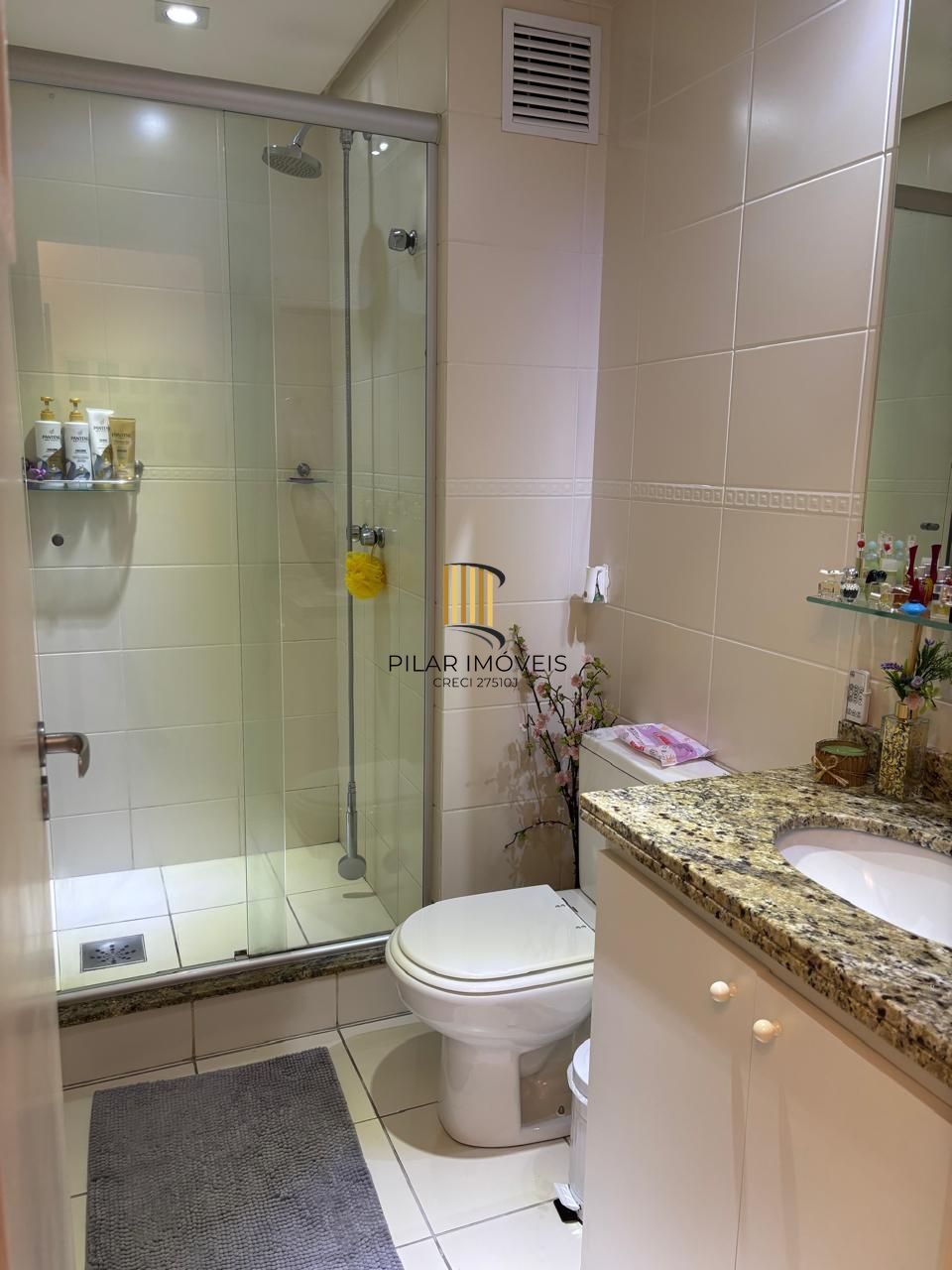 Apartamento de 3 quartos, suíte e 1 vaga de garagem no bairro Santo Antônio POA