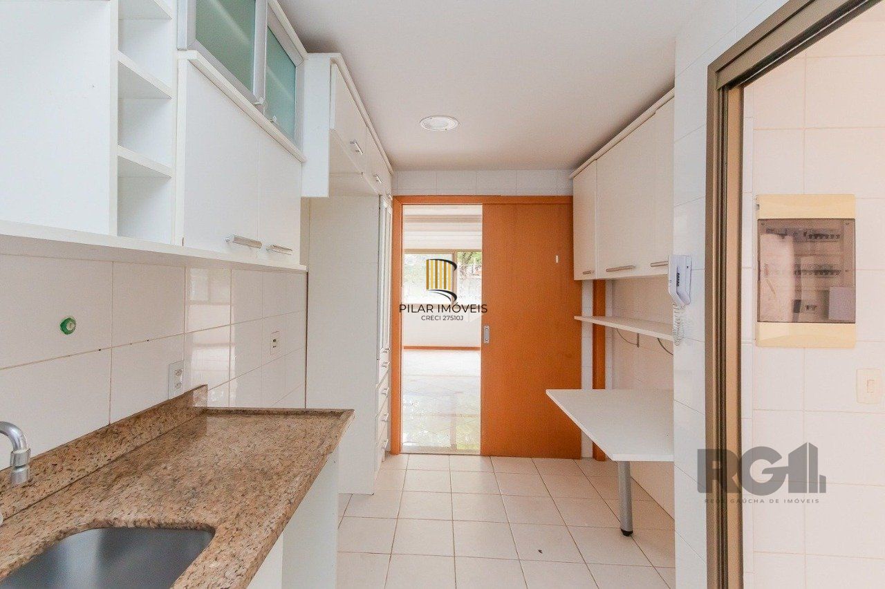 Excelente apartamento de 3 dormitórios sendo 1 suíte e 2 vagas no Higienópolis.