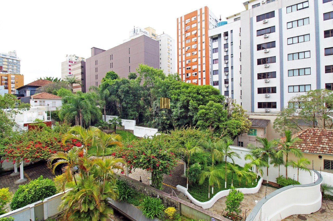 Apartamento para Venda - 245.75m², 3 dormitórios, sendo 1 suites, 2 vagas - Moinhos de Vento