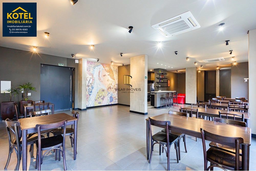 Apartamento de 2 dormitórios, suíte e 1 vaga de garagem no bairro Passo da Areia