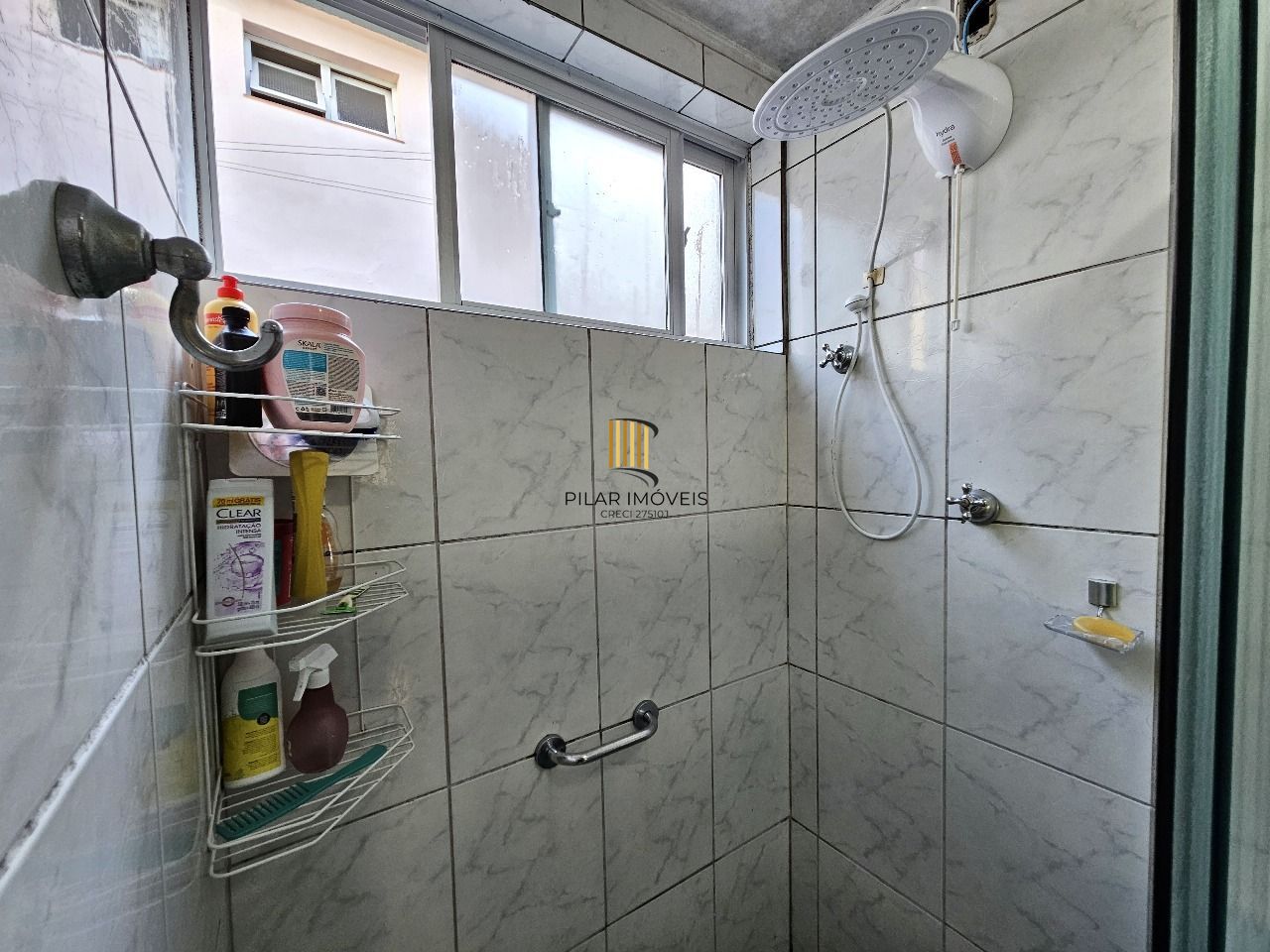 Apartamento de 3 quartos e 1 vaga de garagem rotativa no bairro Rio Branco POA