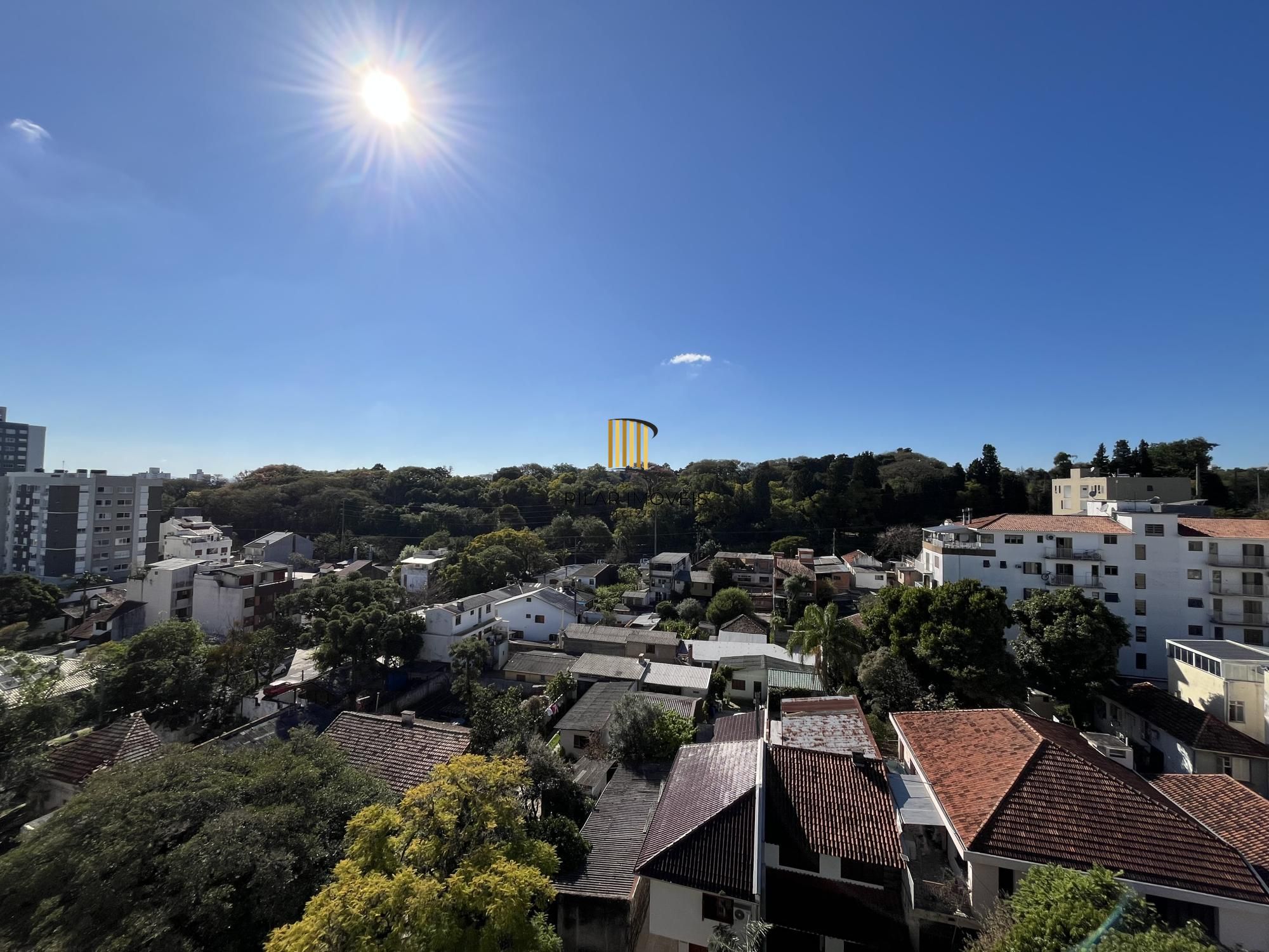 Apartamento de 2 quartos, suíte e 2 vagas garagem bairro São João Porto Alegre
