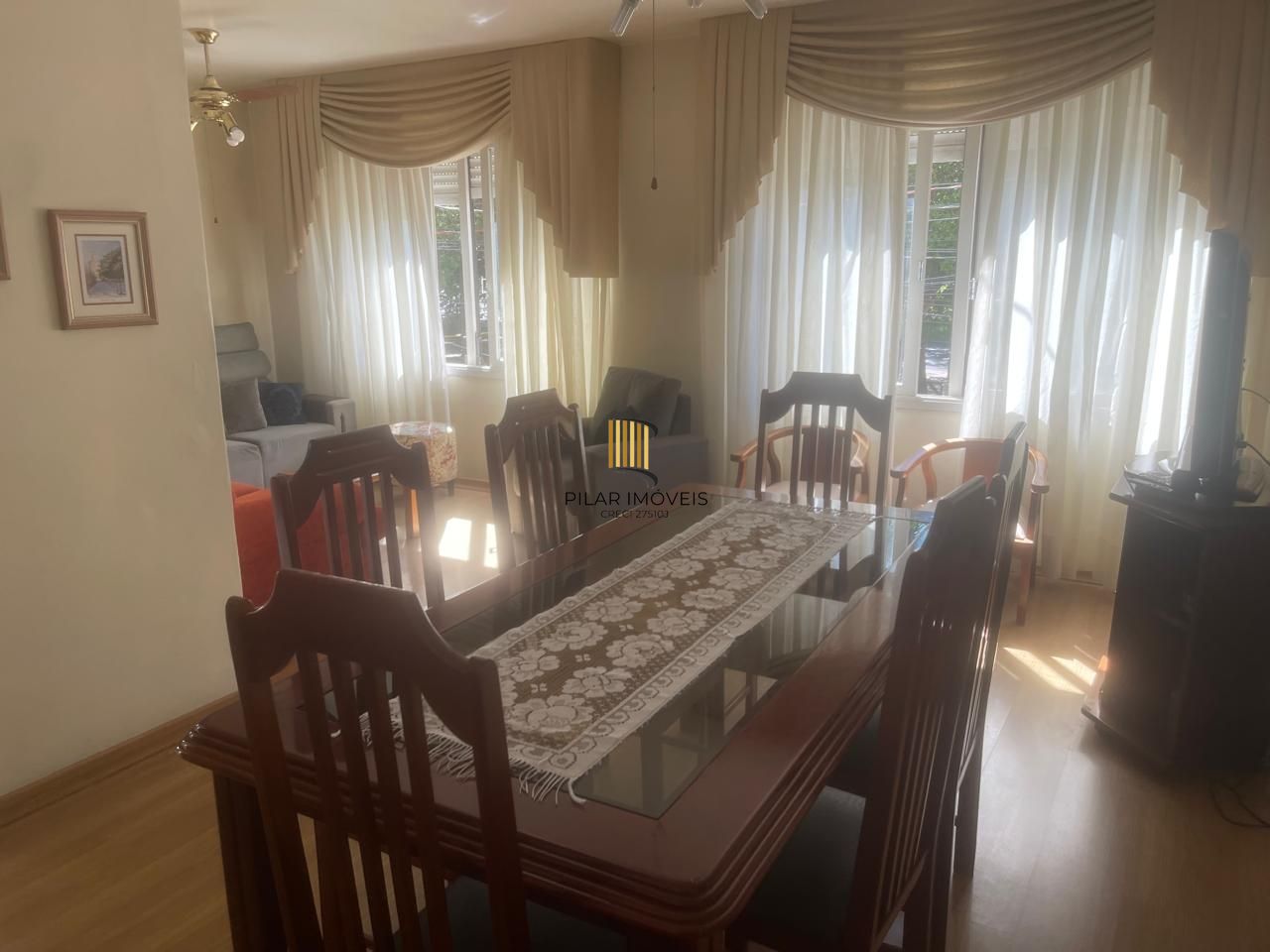 Apartamento de 3 quartos e 1 vaga garagem no bairro Rio Branco em Porto Alegre