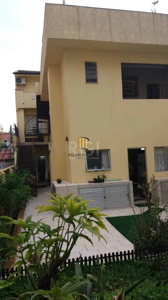 Casa para Venda - 300m², 5 dormitórios, sendo 1 suites, Bela Vista