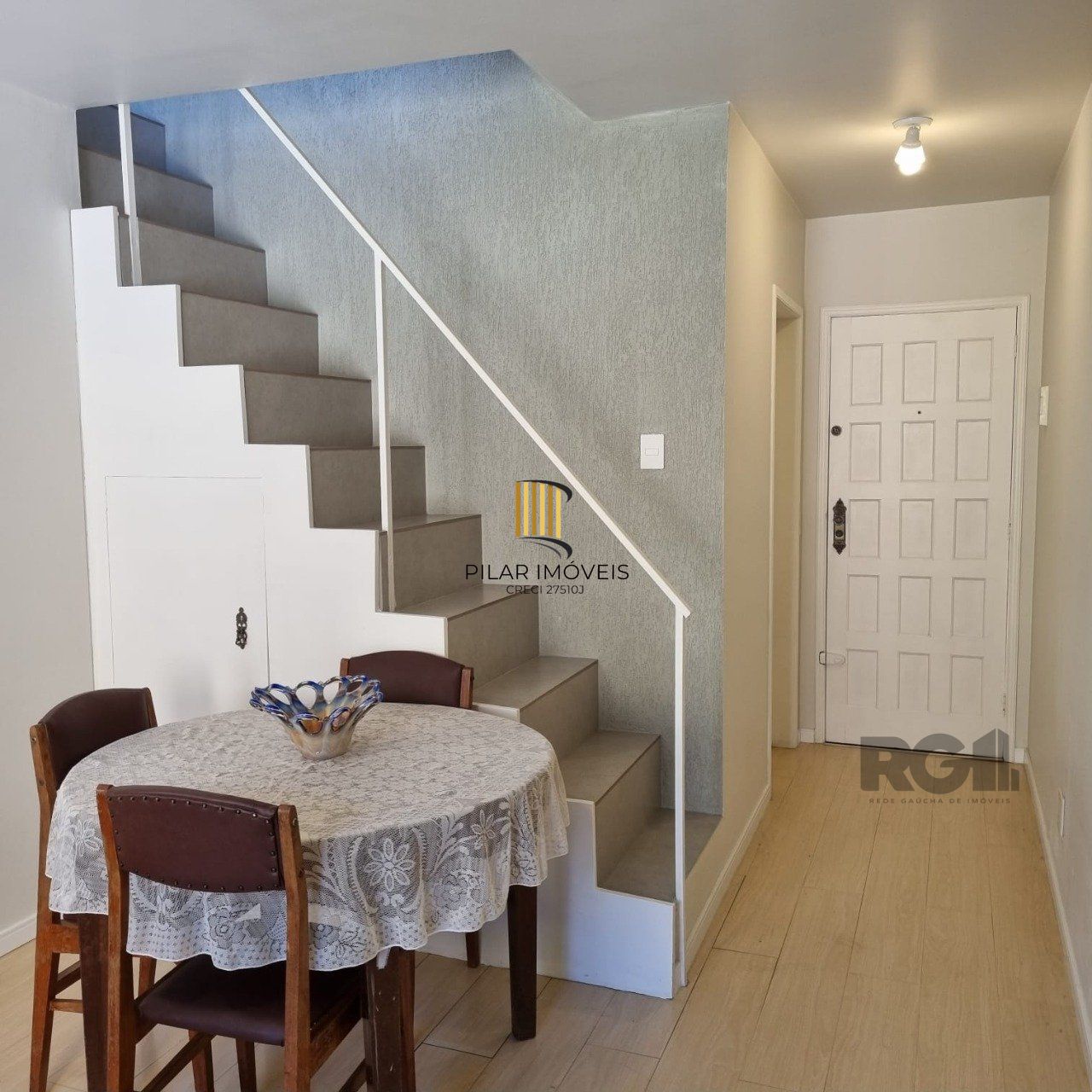 Apartamento de um quarto no bairro Santana em Porto Alegre.