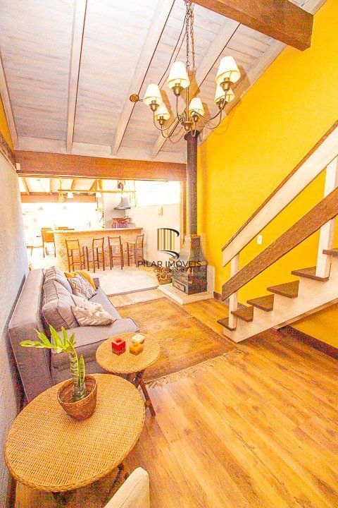Cobertura para Venda - 116.36m², 2 dormitórios, sendo 1 suites, 1 vaga - Petrópolis