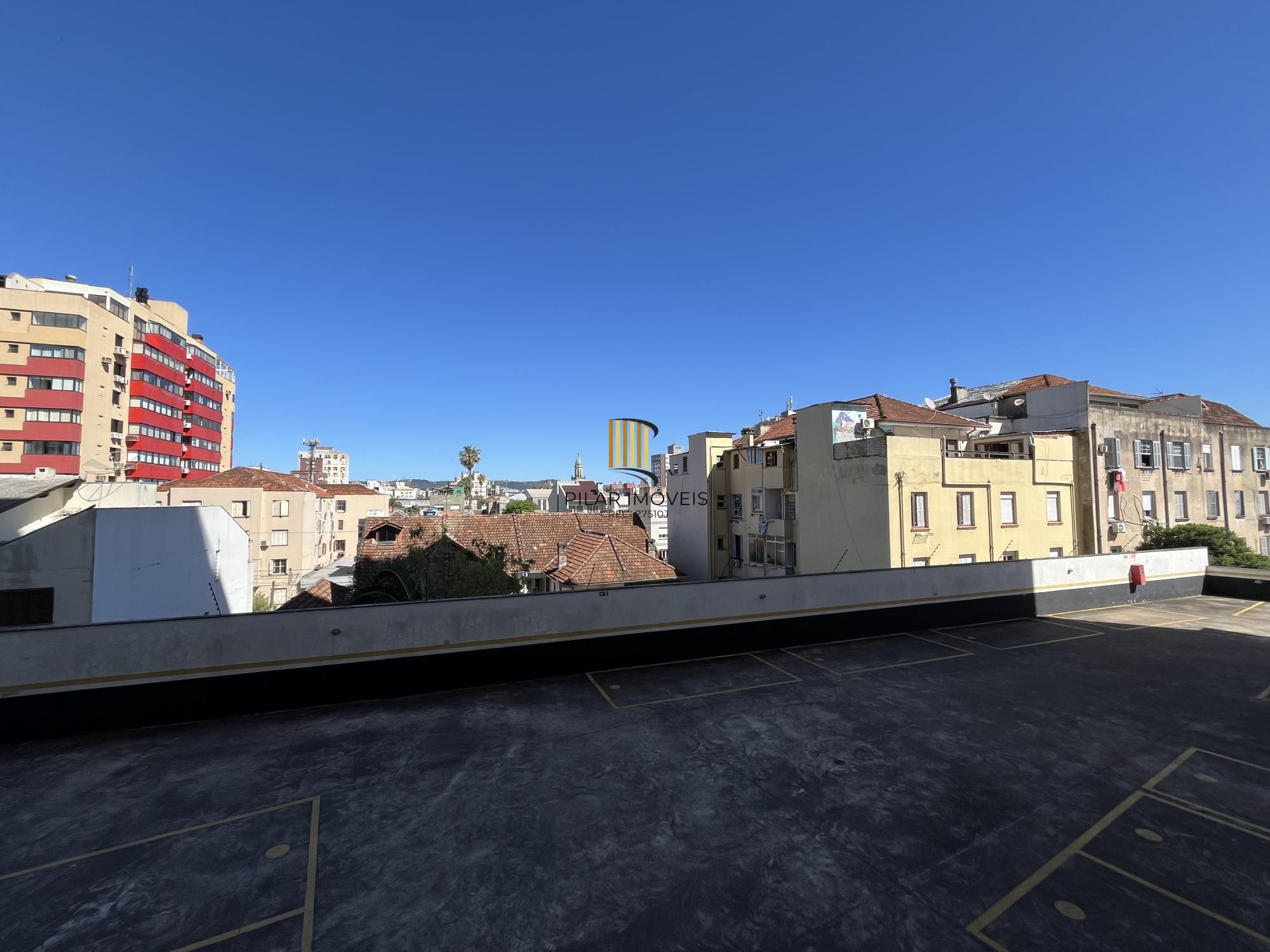 SPOT - Apartamento de um dormitório com garagem na Cidade Baixa
