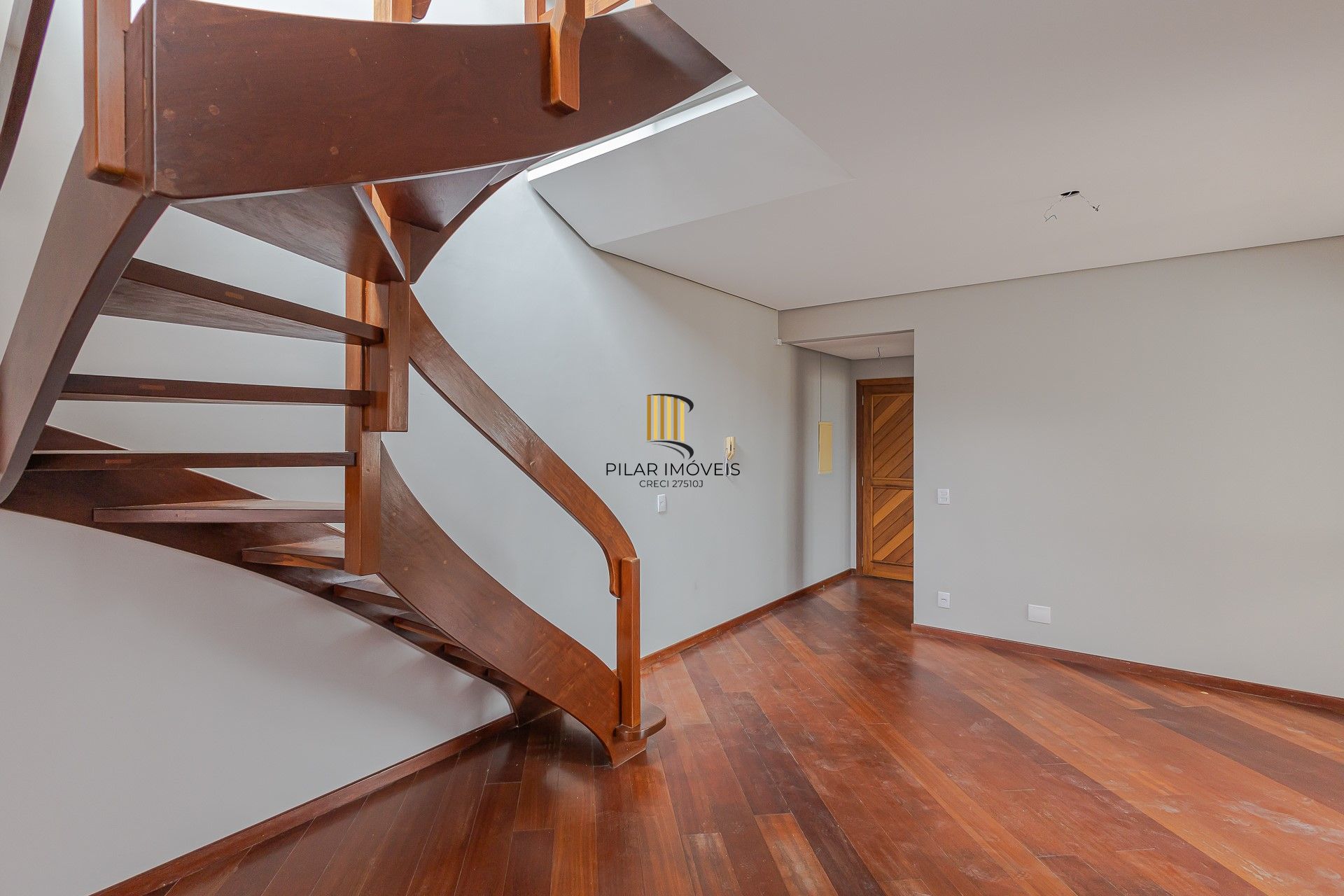 Cobertura 3 dormitórios no bairro São João