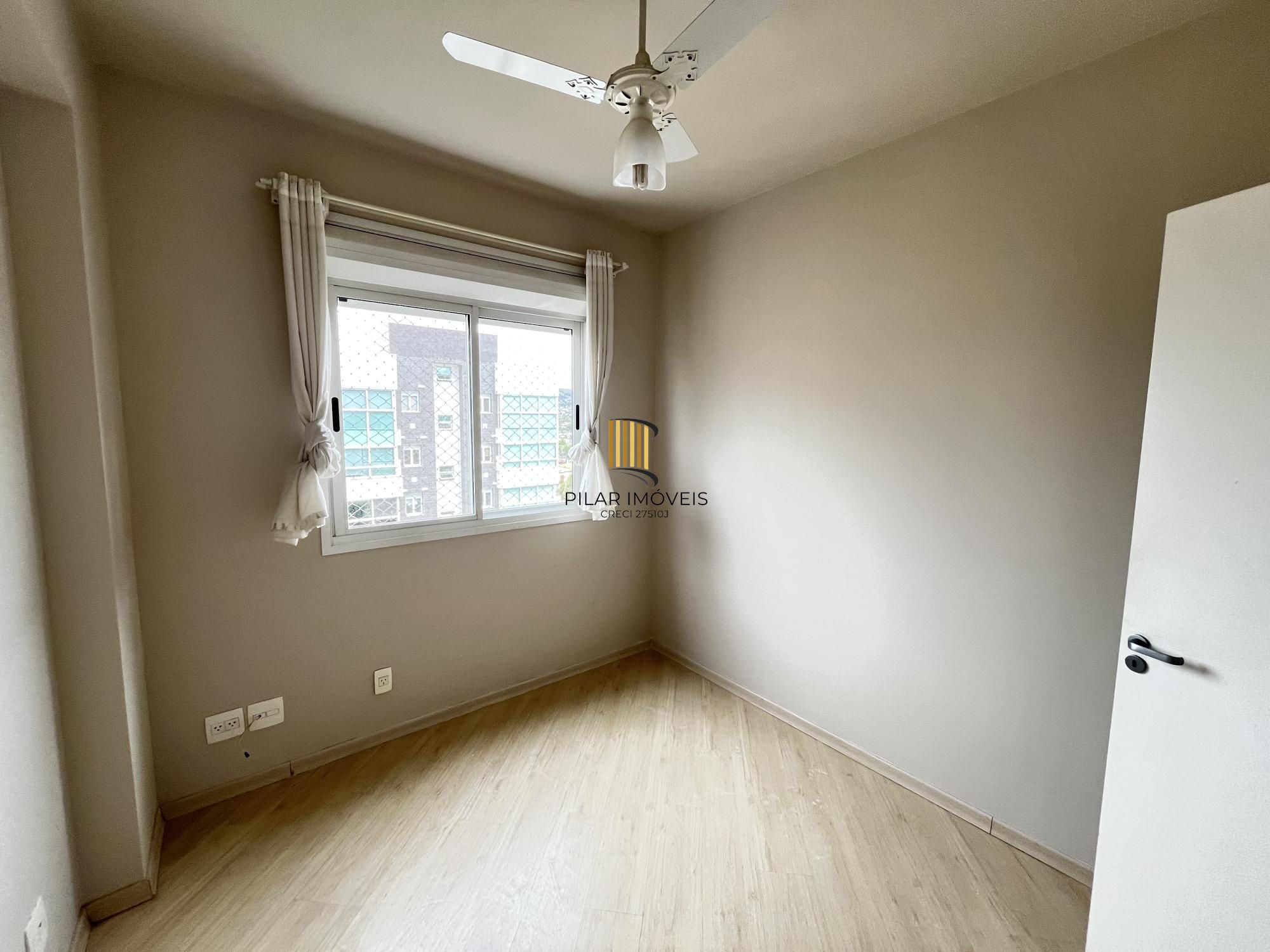 Apartamento de 3 quartos, suíte e 1 vaga de garagem no bairro Jardim Botânico