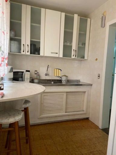 Apartamento de 1 dormitório no bairro Menino Deus em Porto Alegre