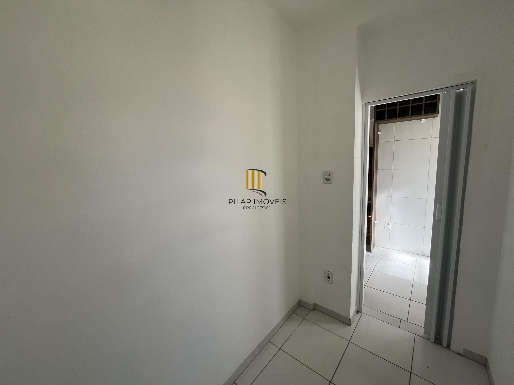 Reformado! Apartamento de 2 quartos no centro de Porto Alegre