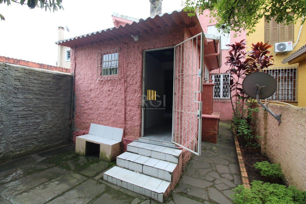 Sobrado para Venda - 146m², 3 dormitórios, Glória