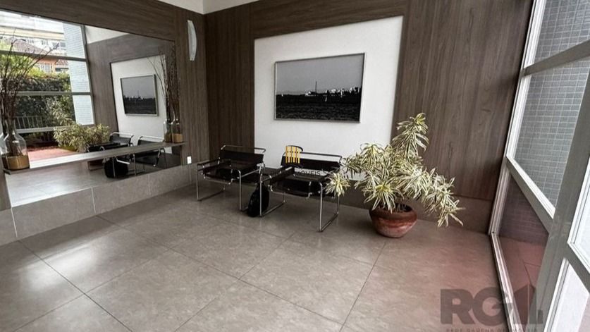 Apartamento 3 dormitórios no bairro Menino Deus