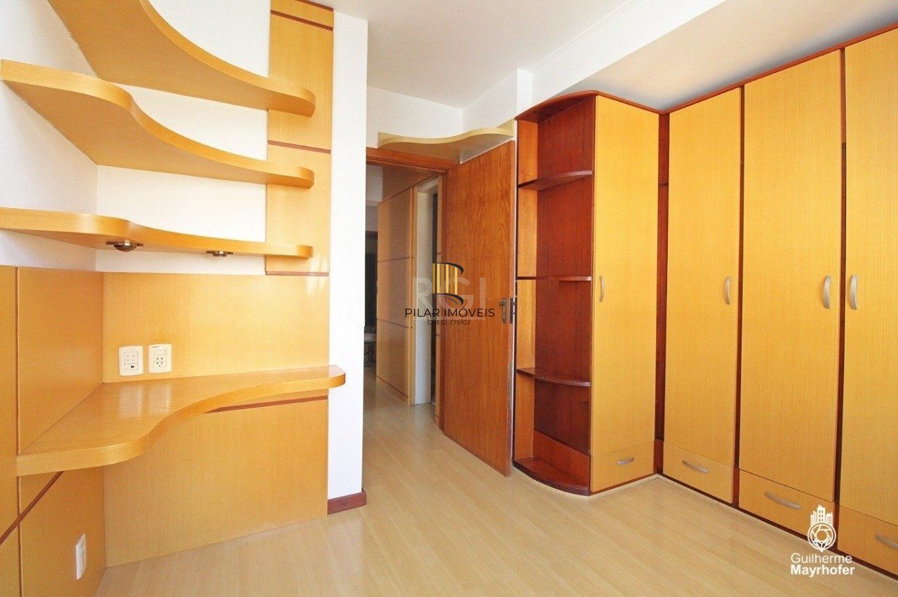 Apartamento para Venda - 52m², 2 dormitórios, 1 vaga - Bom Fim