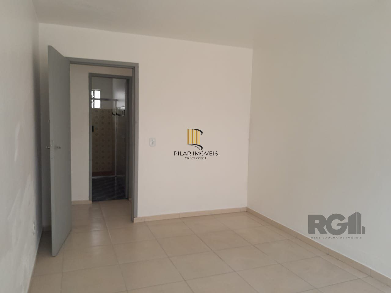   Apartamento térreo de um quarto no bairro Santana em Porto Alegre