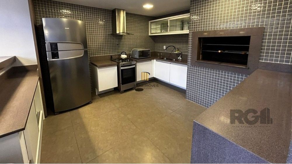 Apartamento 3 dormitórios no bairro Menino Deus
