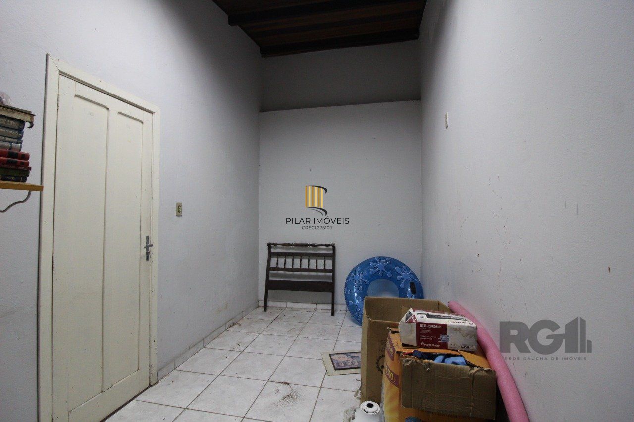 Casa à venda 4 quartos (dormitórios), suíte, 3 vagas - Partenon, Porto Alegre