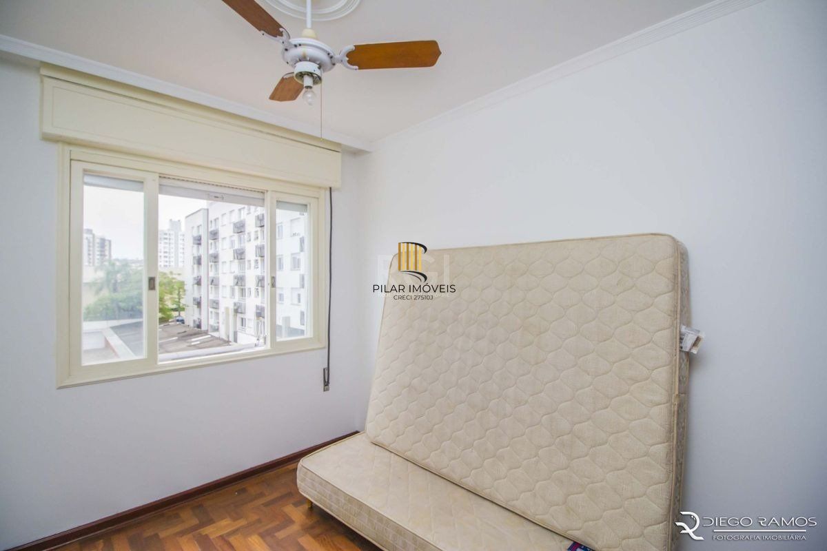 Apartamento para Venda - 96m², 3 dormitórios, 1 vaga - Menino Deus