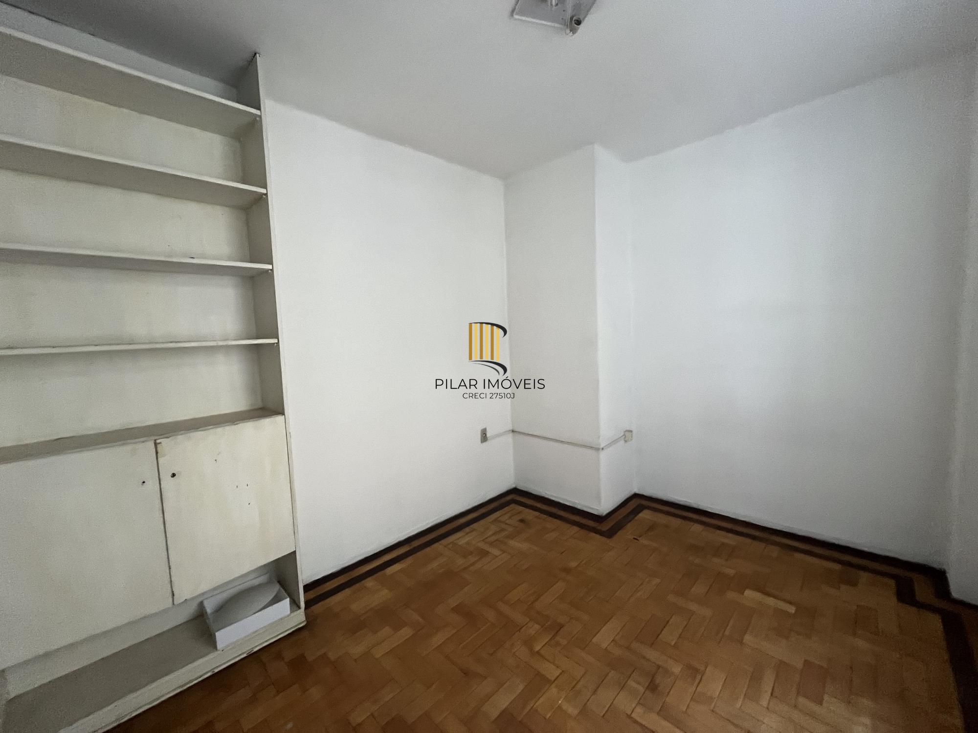 Apartamento 3 dormitórios em frente à Redenção
