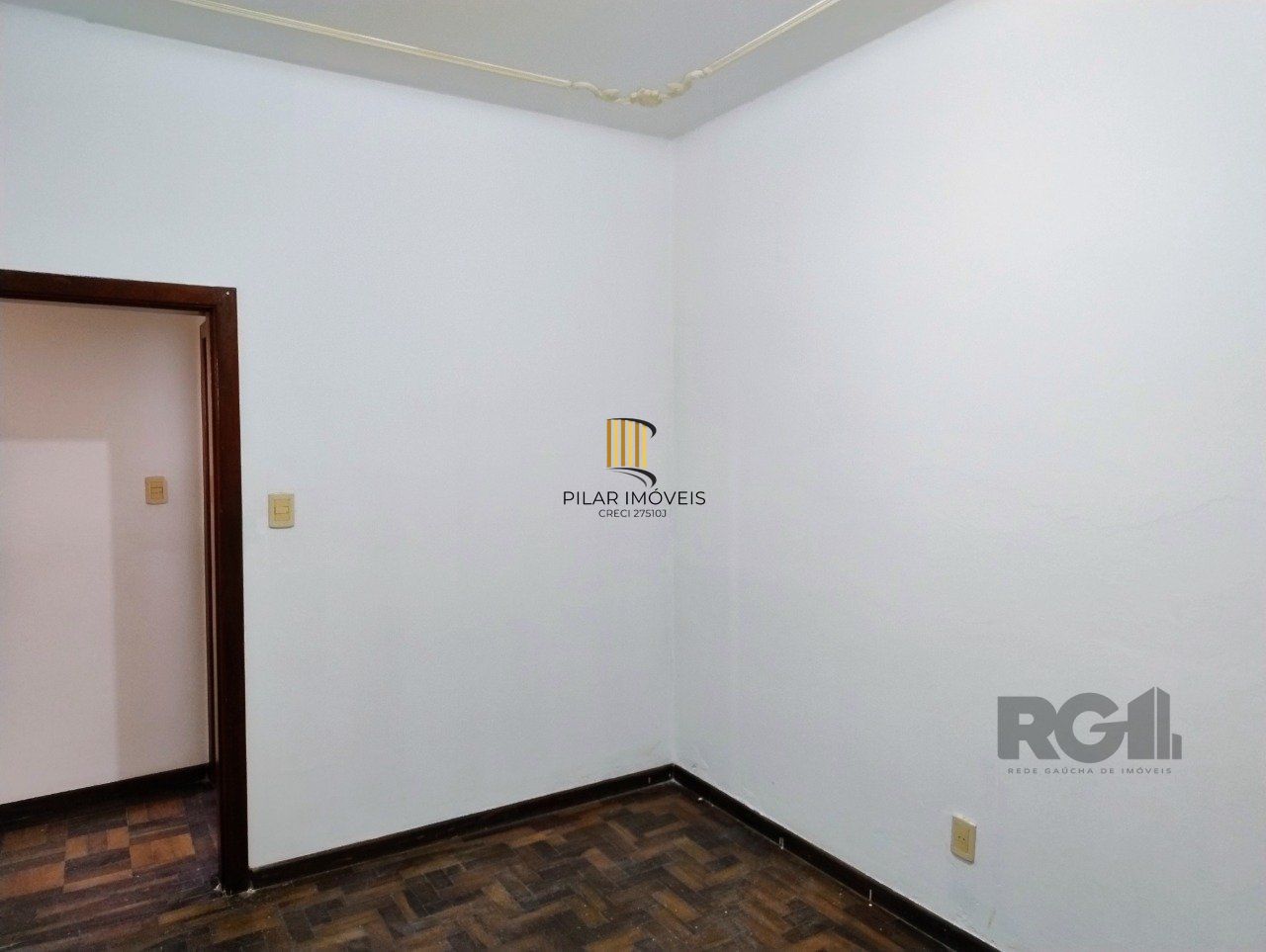 Apartamento de 2 dormitórios no bairro Cidade Baixa em Porto Alegre.