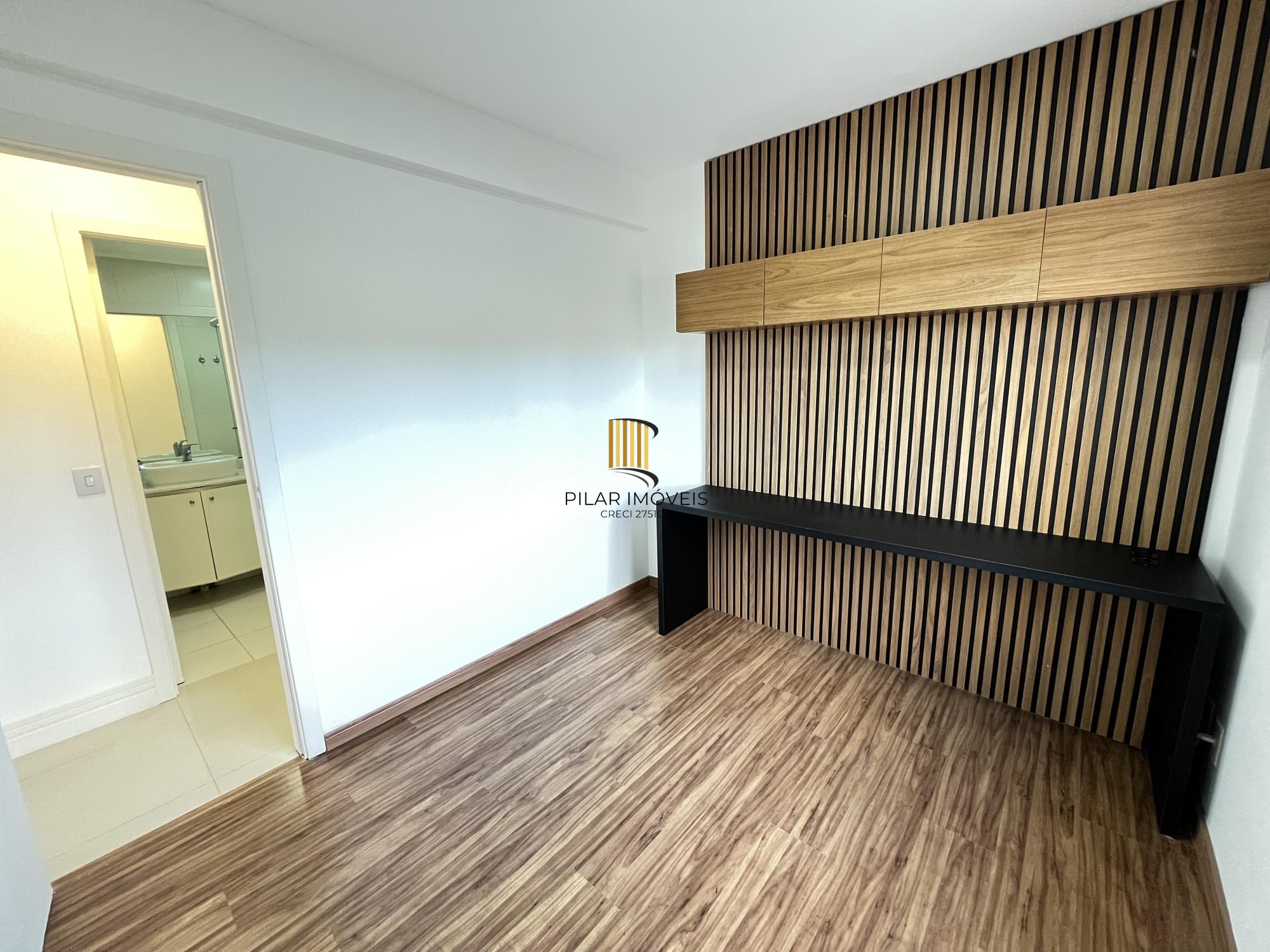 Apartamento de 2 quartos, suite e com uma vaga de garagem