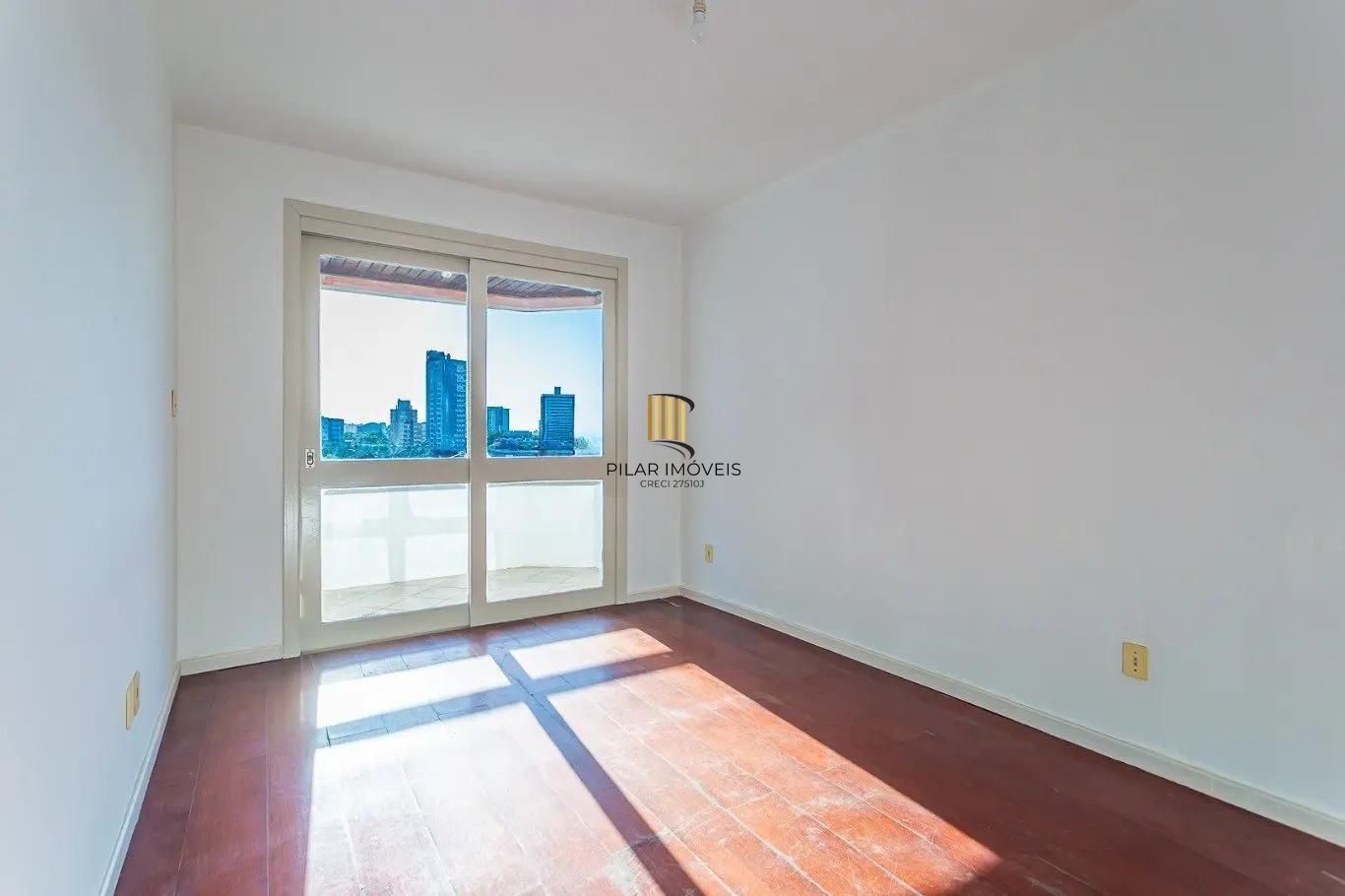 Apartamento de 2 quartos, 76m² privativos e 1 vaga de garagem junto ao Carrefour