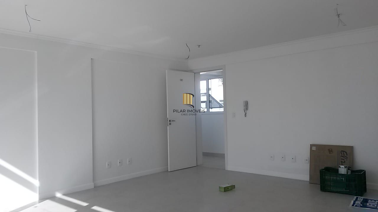 Sala comercial com 2 vagas de garagem escrituradas