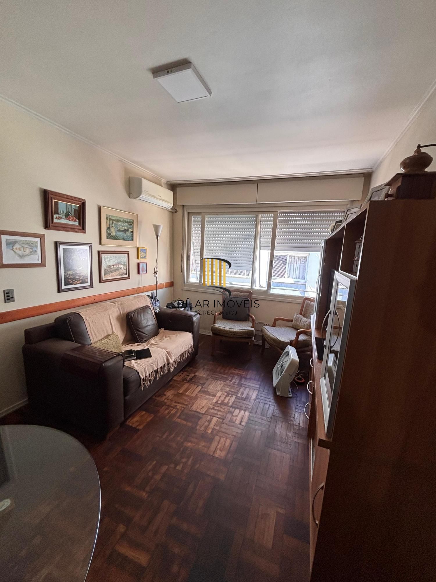 Apartamento de 2 quartos e 1 vaga de garagem bairro Santa Cecília Porto Alegre