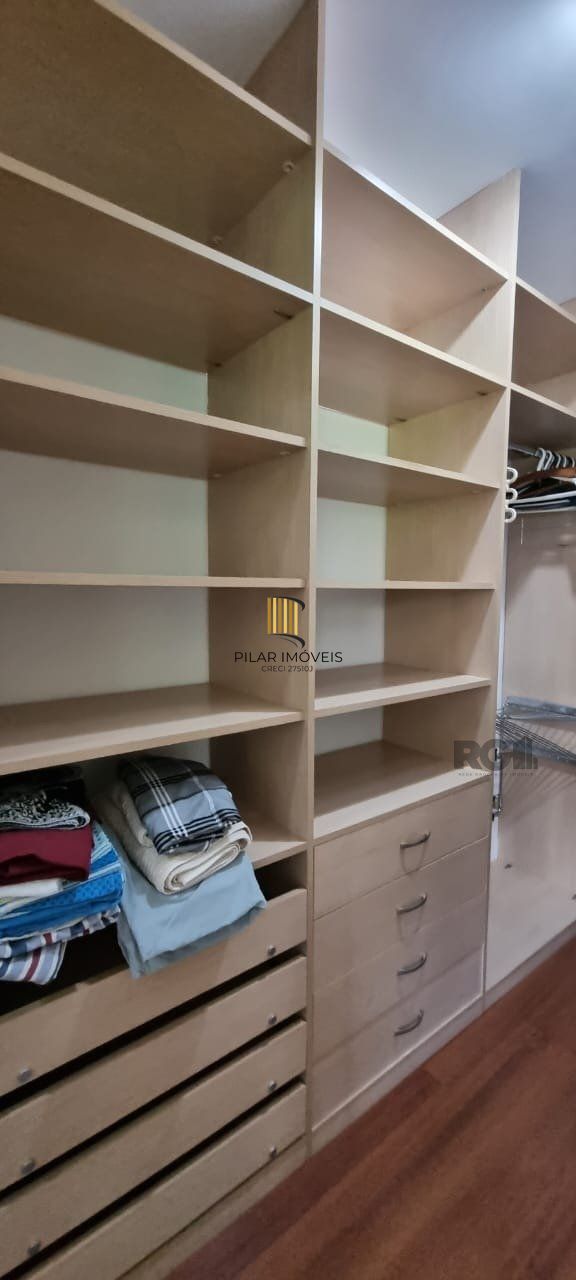 Apartamento de dois quartos e uma vaga de garagem no bairro Independência em Porto Alegre