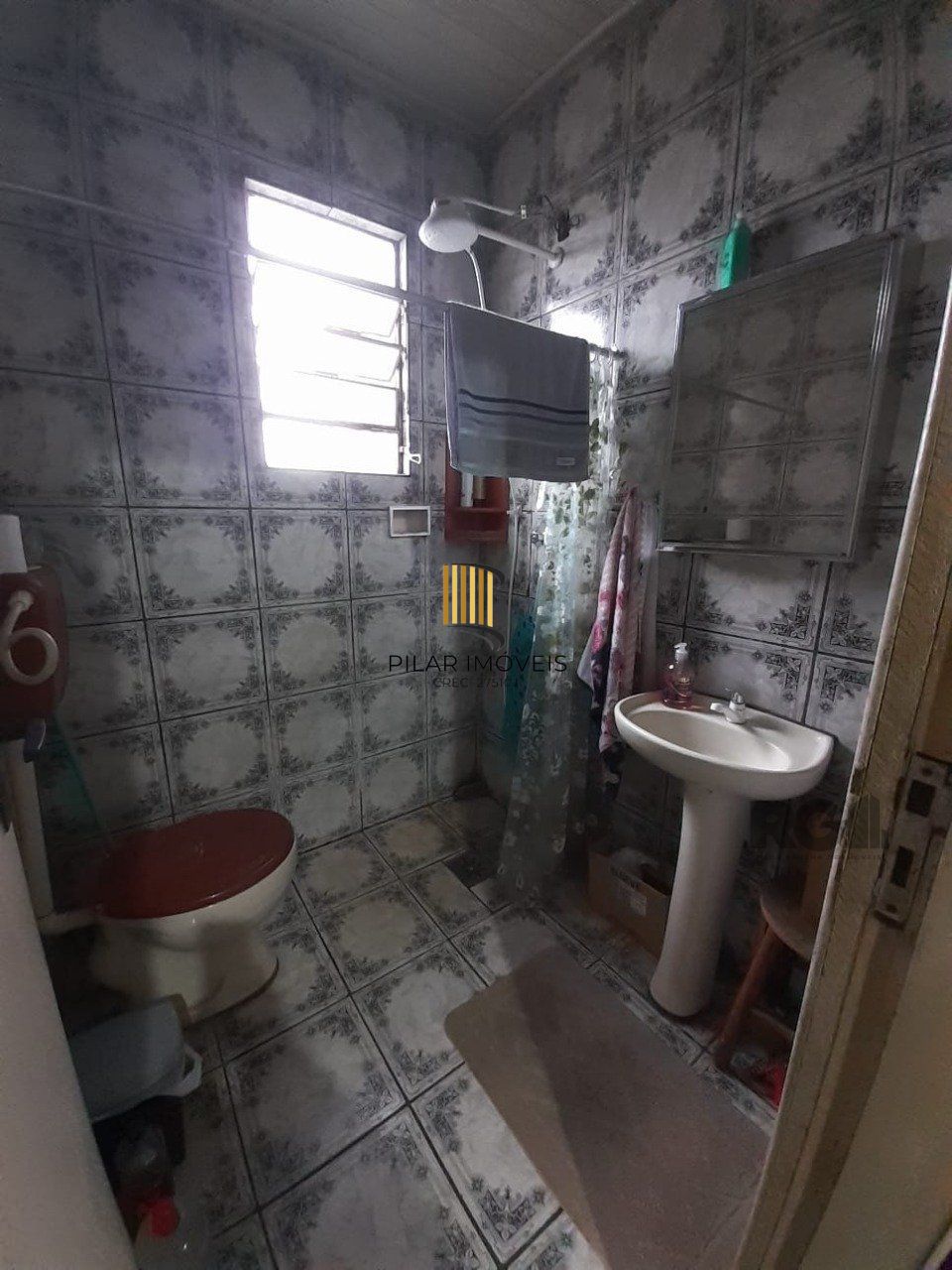 Casa 2 dormitórios no bairro Costa e Silva