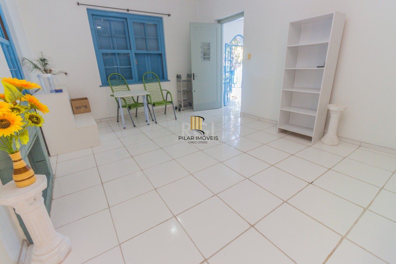 Casa para Venda - 165m², 3 dormitórios, 4 vagas - Santa Tereza
