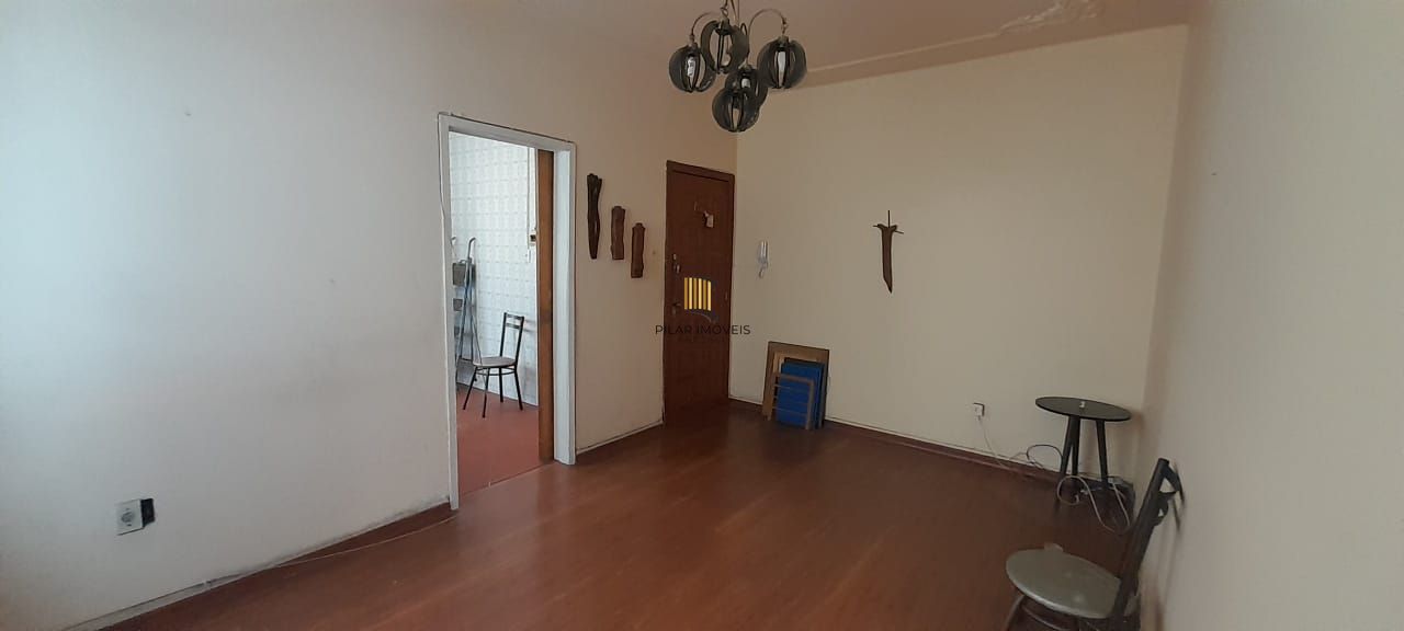 Apartamento de dois quartos no bairro Santana em Porto Alegre