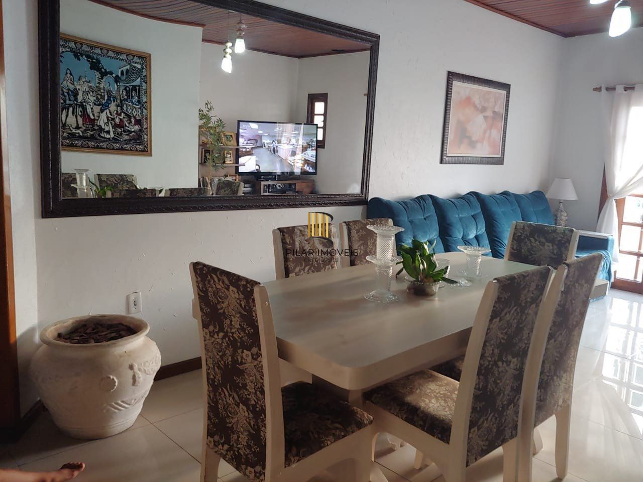 Casa para Venda - 250m², 3 dormitórios, sendo 1 suites, 5 vagas - Santa Rosa