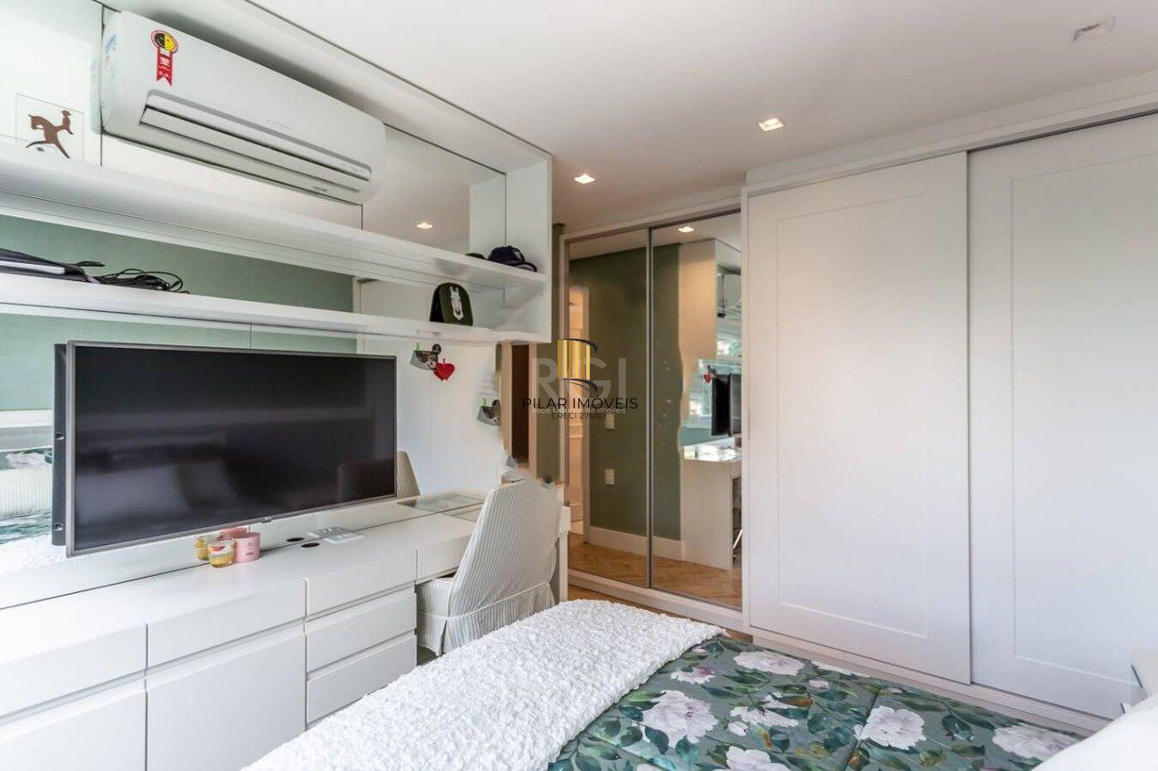 Apartamento para Venda - 207.67m², 3 dormitórios, sendo 3 suites, 3 vagas - Rio Branco