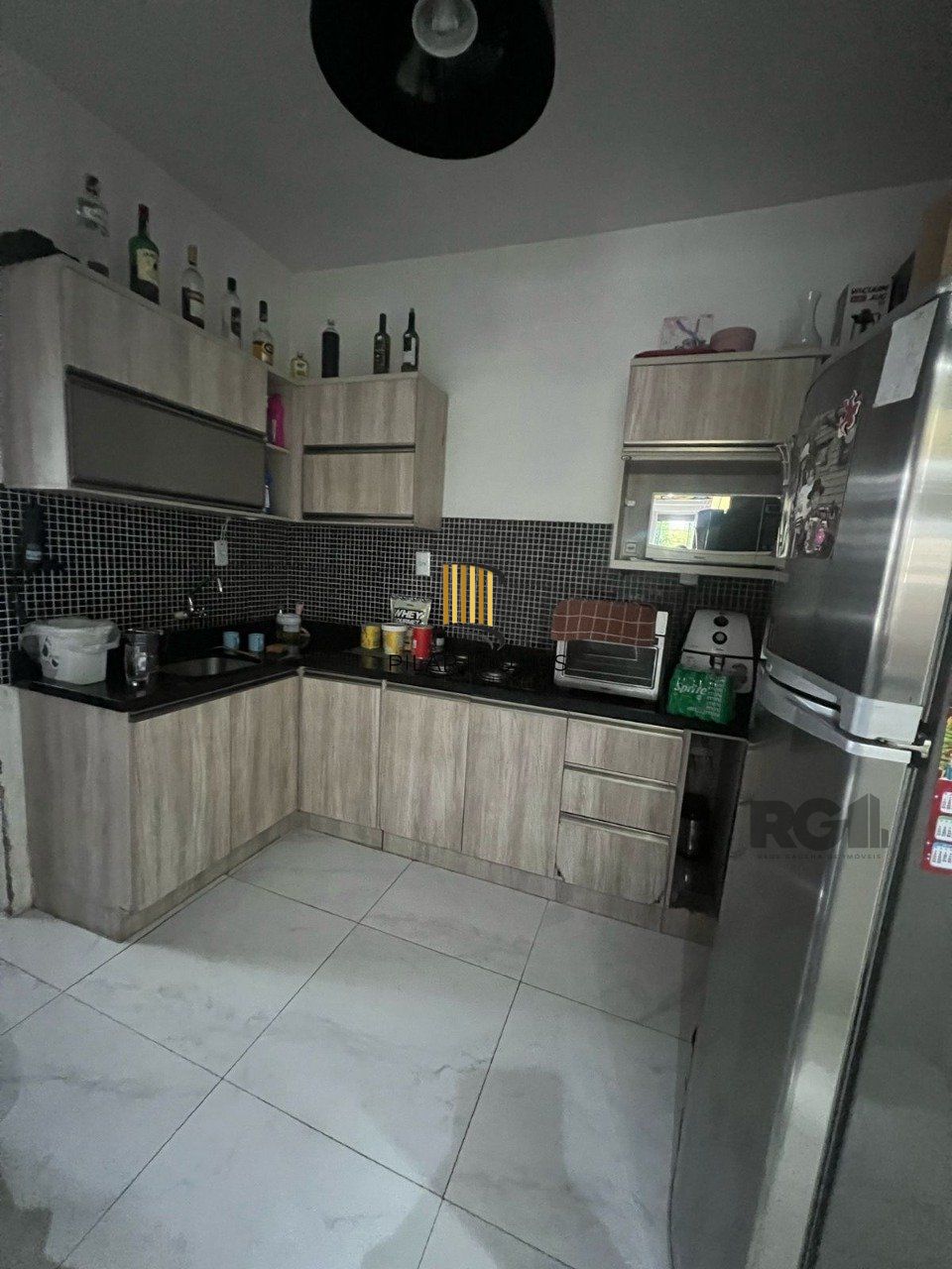 Apartamento de dois quartos no bairro Jardim Botânico em Porto Alegre.