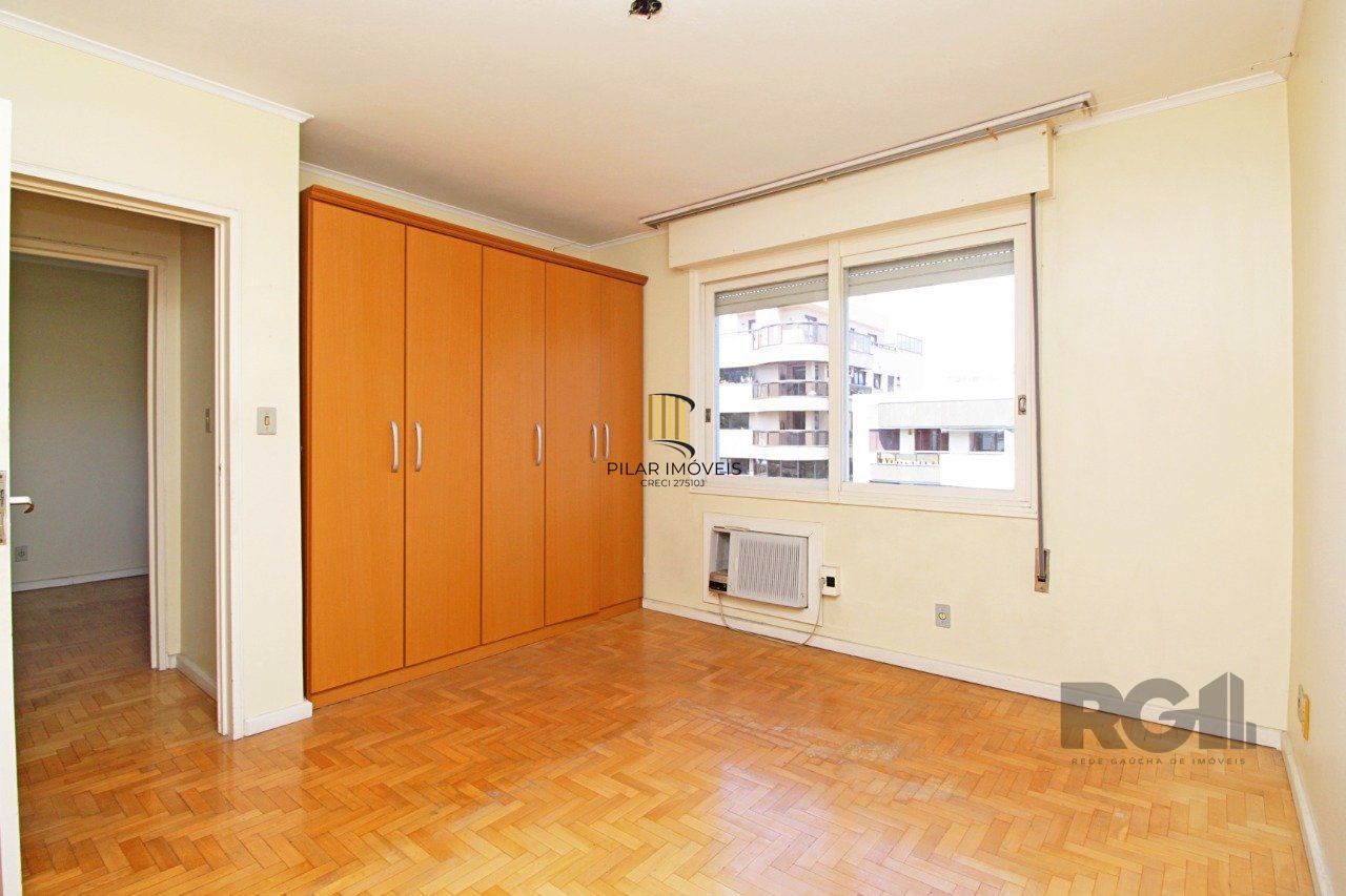 Venda Apartamento de três dormitórios, 01 vaga de garagem, com elevador