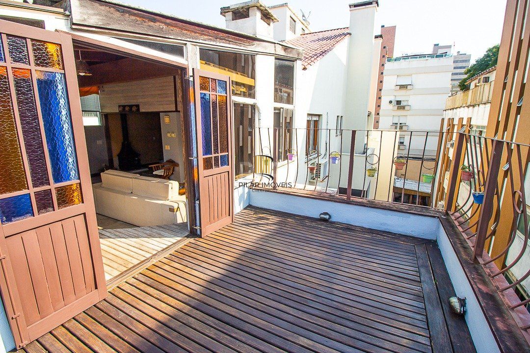 Cobertura para Venda - 116.36m², 2 dormitórios, sendo 1 suites, 1 vaga - Petrópolis