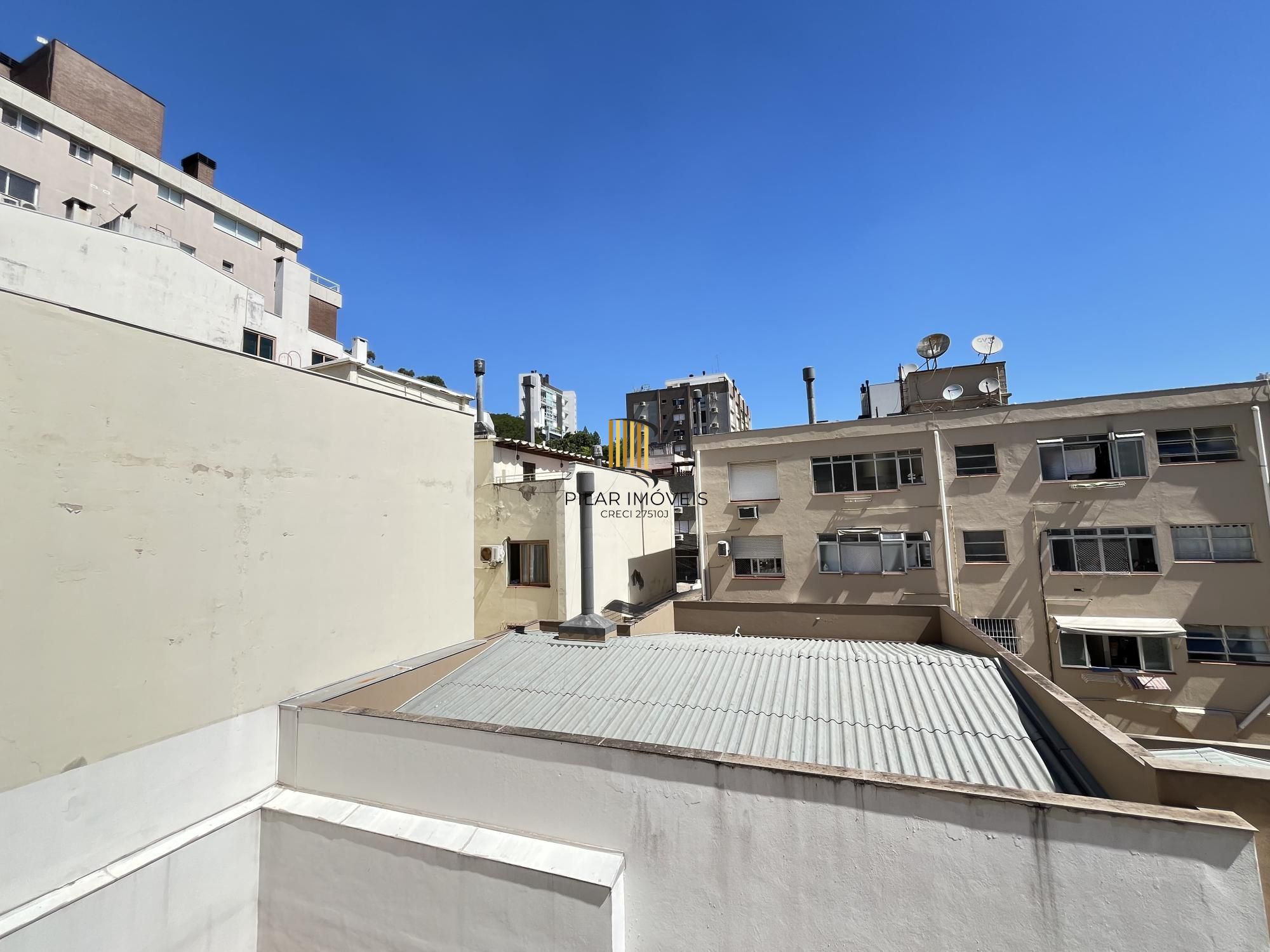 Apartamento de 3 quartos, suíte e 2 vagas de garagem no bairro Auxiliadora POA