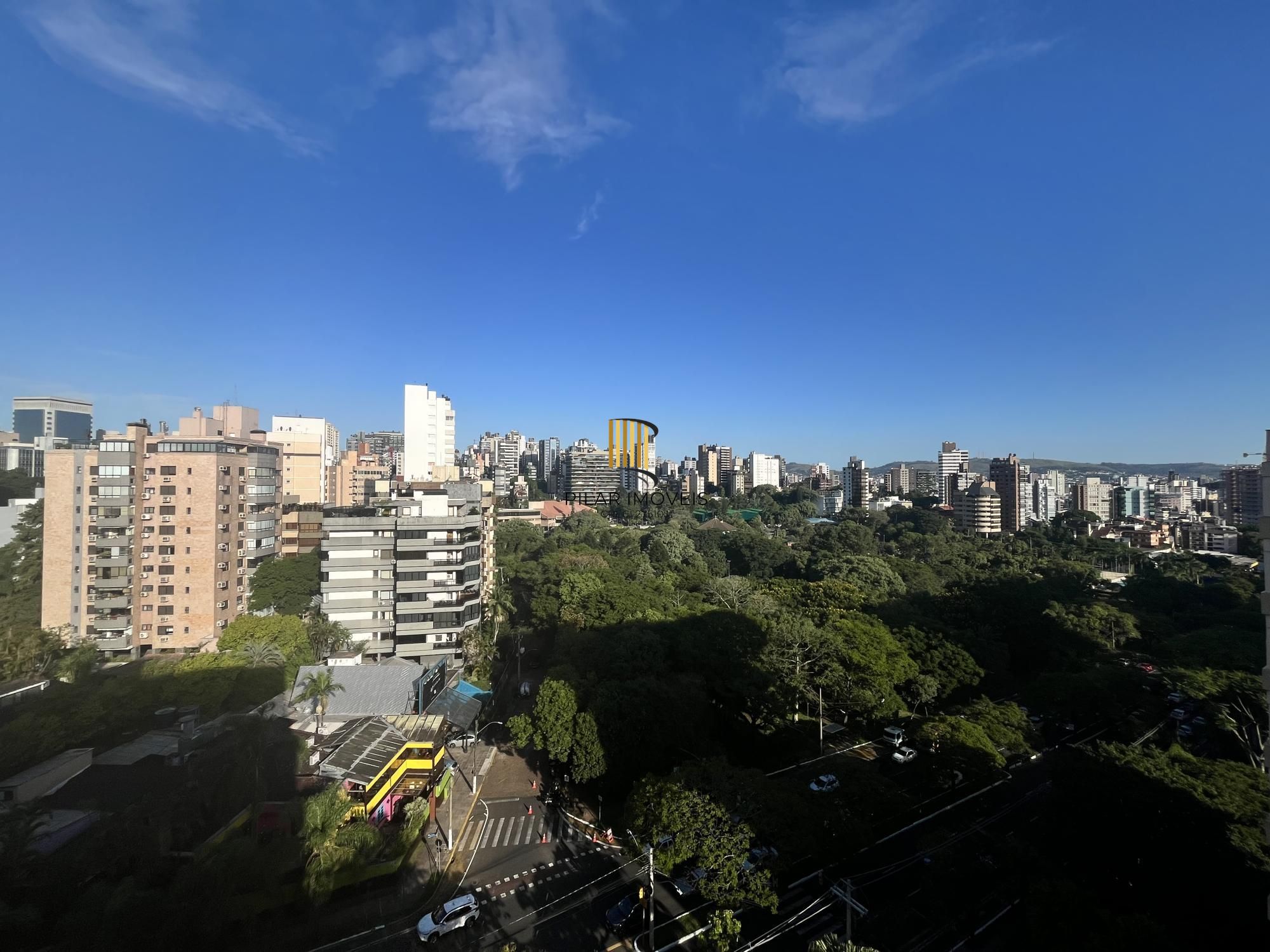 Apartamento de 3 quartos, suíte, dependência de empregada e 2 vagas Bela Vista