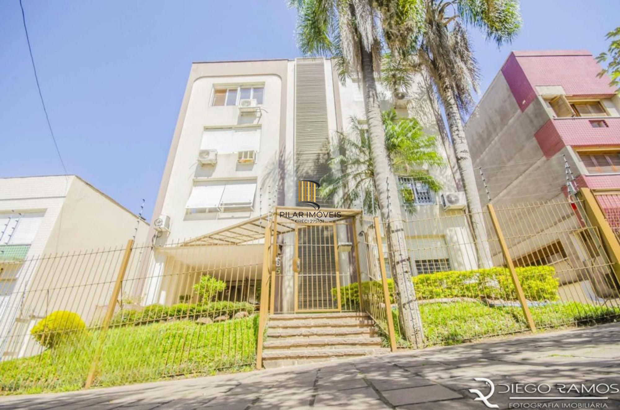 Apartamento de 3 quartos, suíte e 1 vaga de garagem no bairro Petrópolis