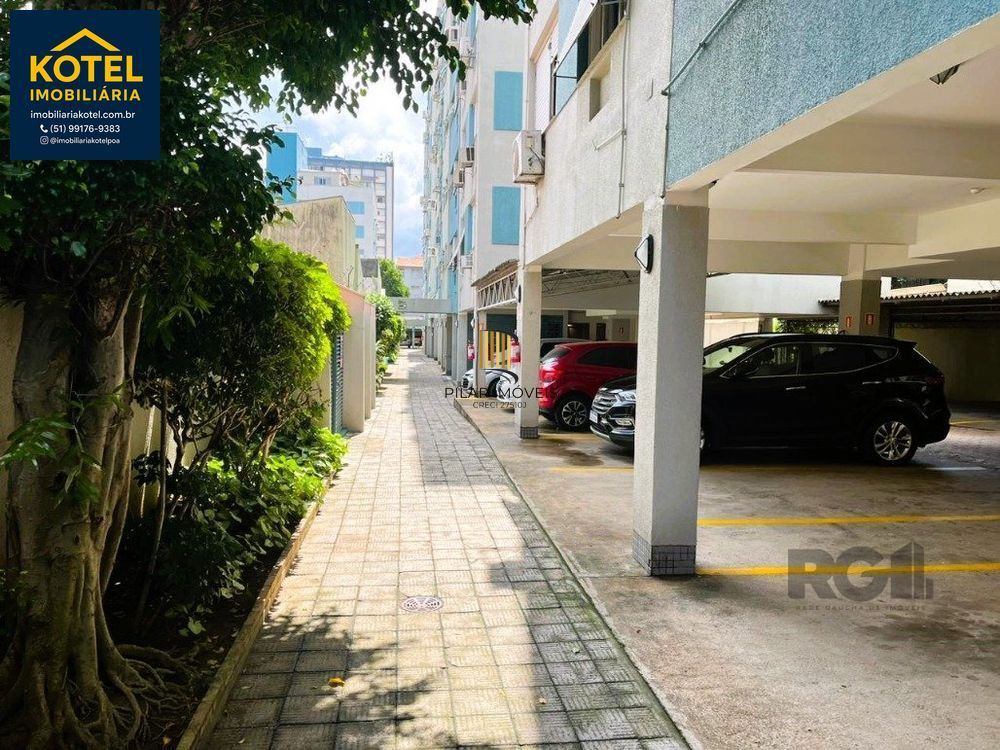 Apartamento de 2 quartos e 1 vaga de garagem no bairro Floresta em POA