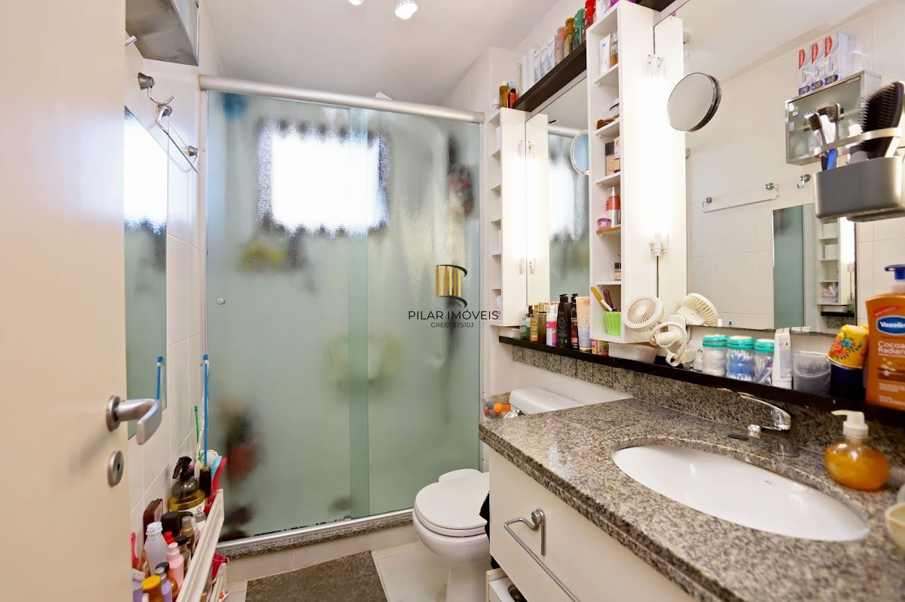Excelente apartamento de 3 dormitórios sendo 1 suíte e 2 vagas no Higienópolis.