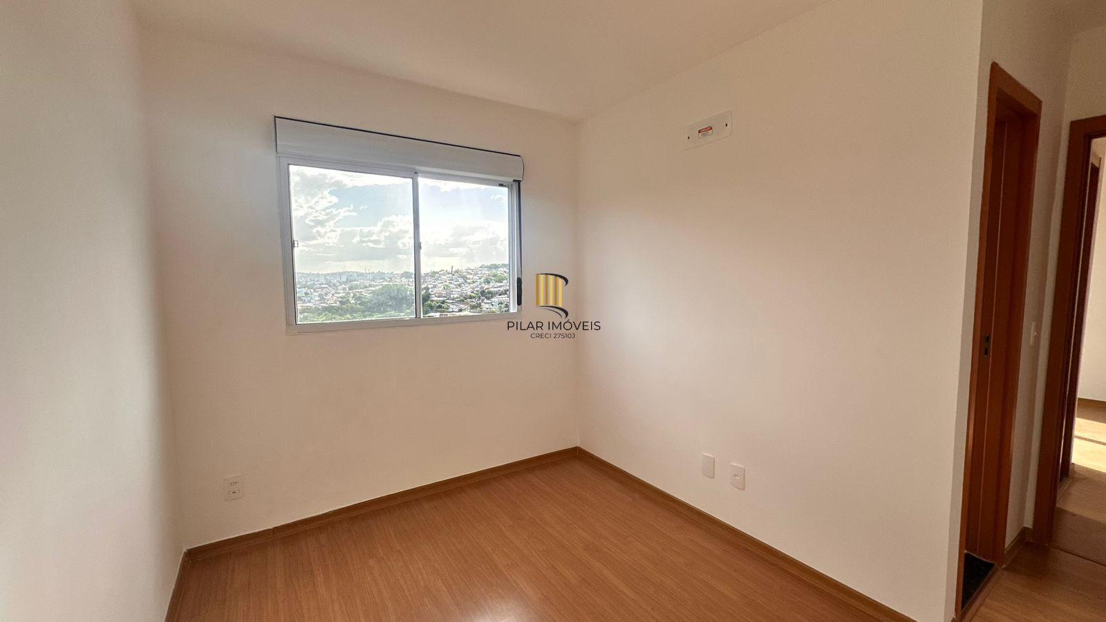 Apartamento Novo de dois dormitorios e duas vagas