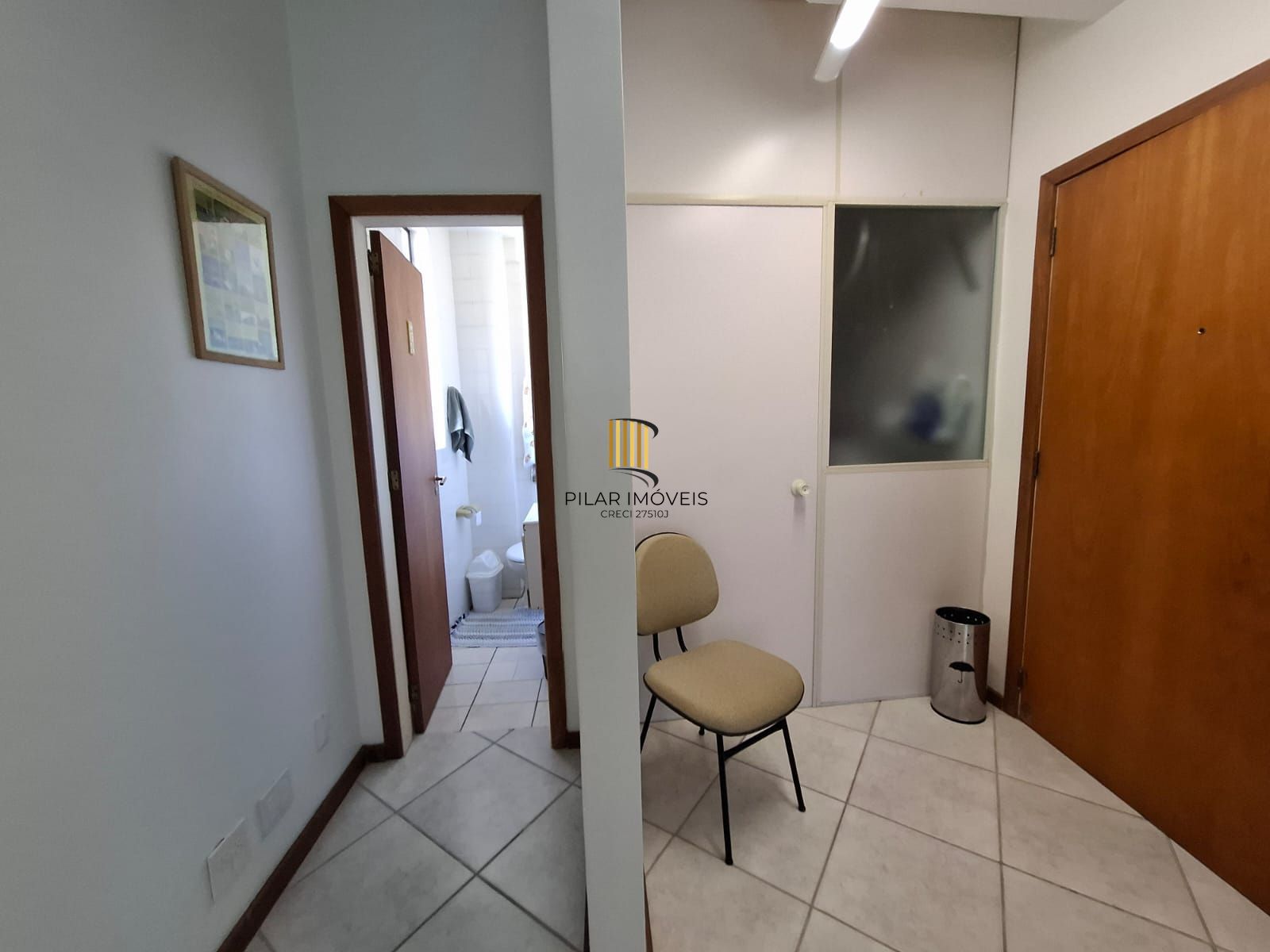 Sala comercial a venda no bairro Higienópolis em Porto Alegre