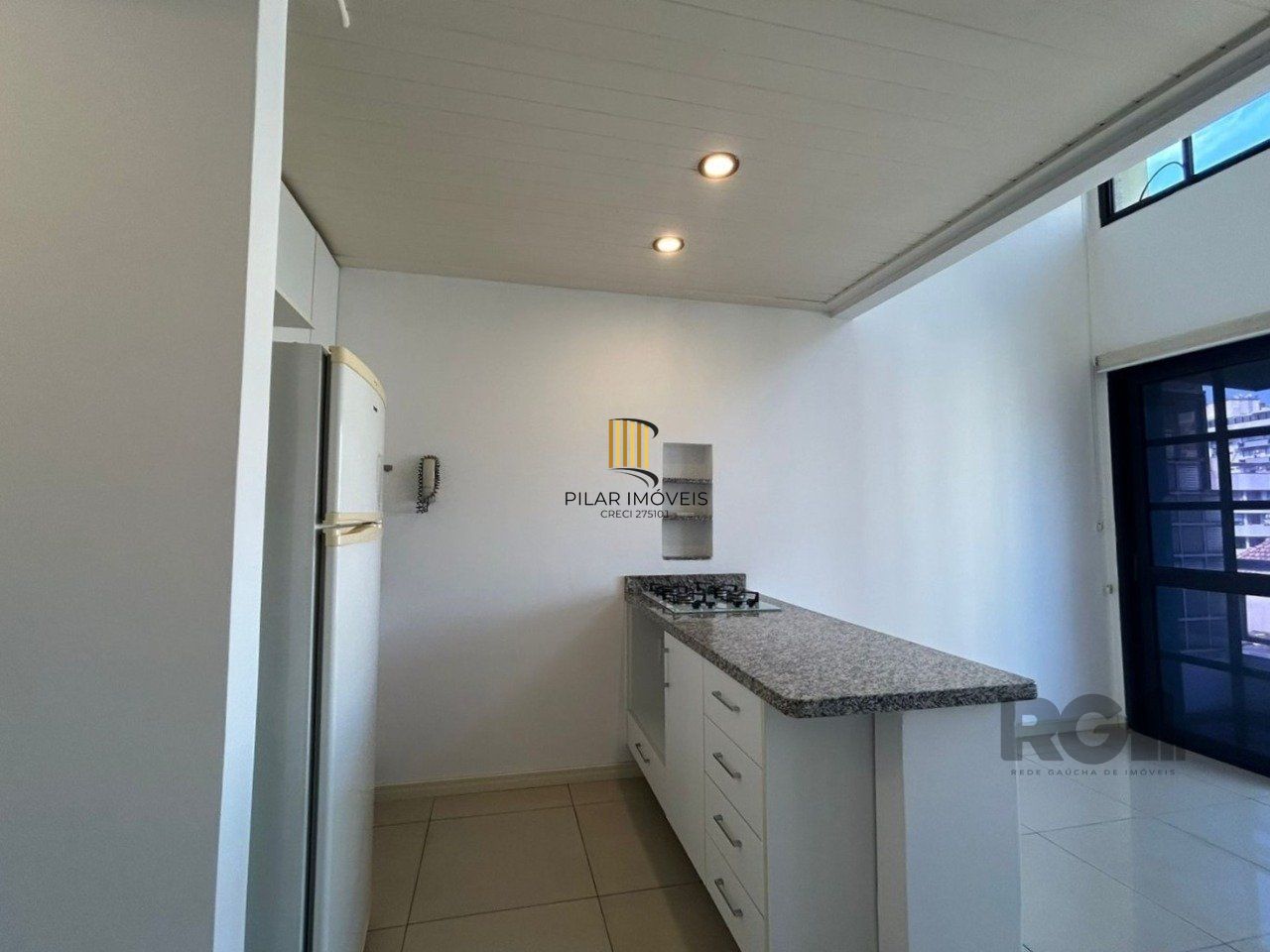 Duplex de uma suíte à venda localizado na Avenida Independência, no bairro Independência em Porto Alegre.