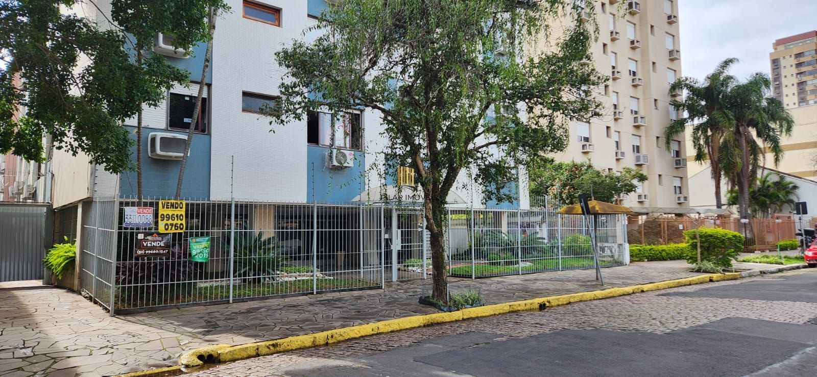 Apartamento de 3 quartos, suíte 1 vaga de garagem bairro Santana em Porto Alegre