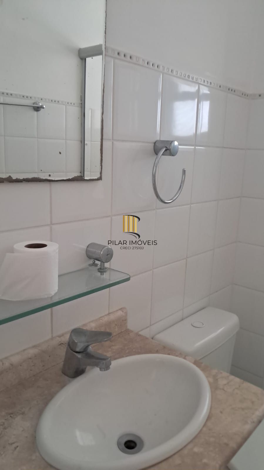 Cobertura de 3 quartos, suíte e 1 vaga de garagem no bairro Bom Fim em POA/RS