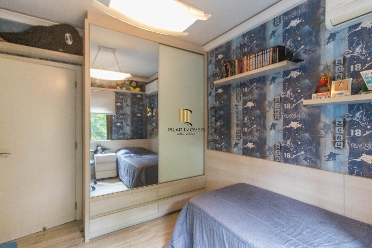 Apartamento com 3 suítes e 3 vagas de garagem no bairro Rio Branco em POA/RS